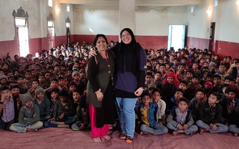 Volunteer with US(1)